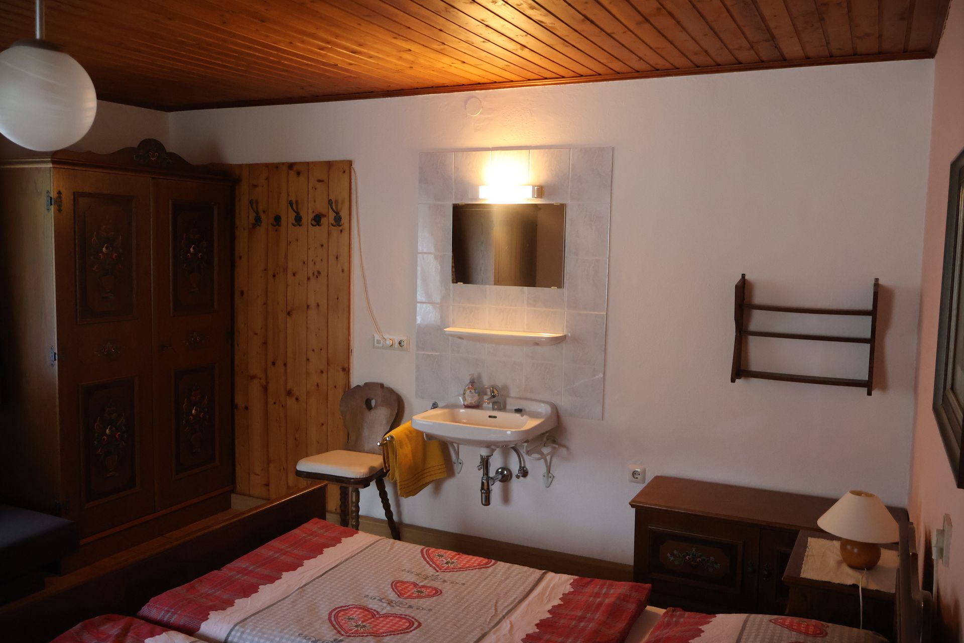 Waschbecken im Schlafzimmer